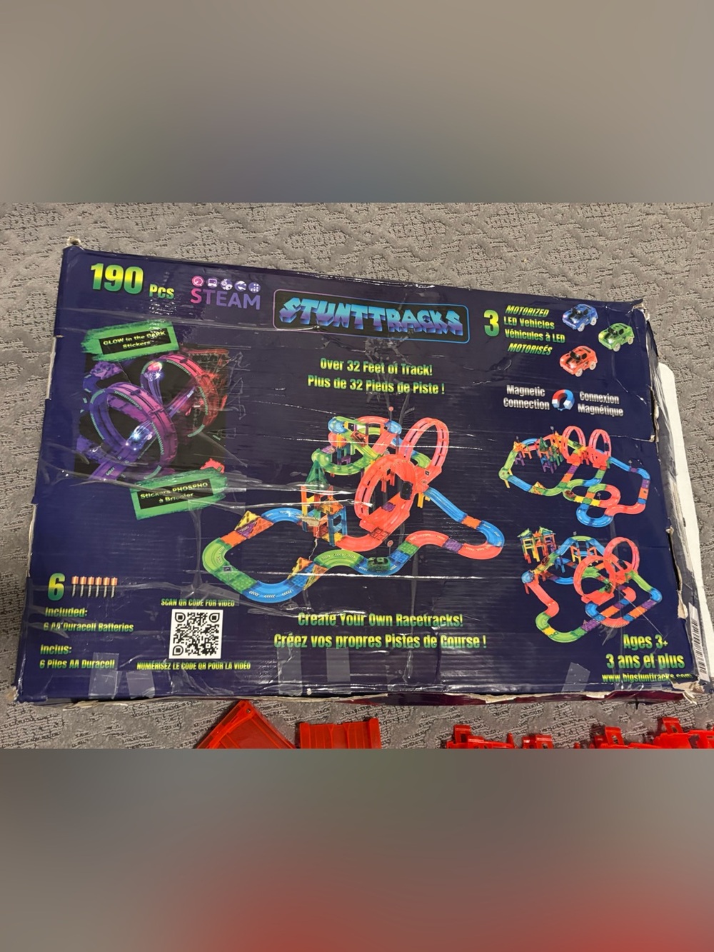 Stunt Tracks Motorized Racetrack Toy - Multicolor